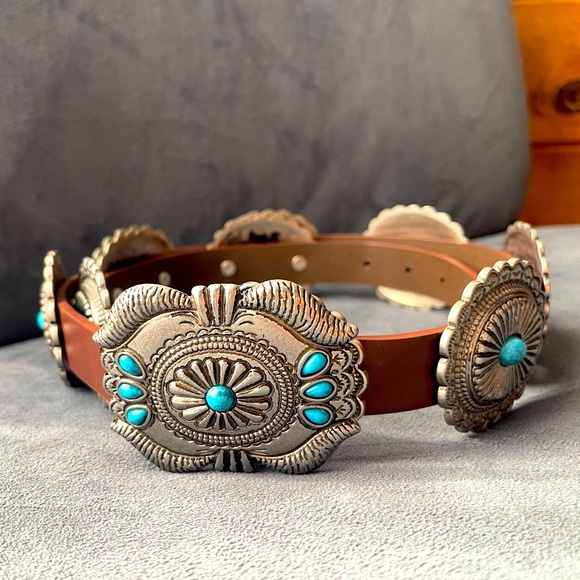 Shyanne Accessories - NWT Western Concho Belt from Bootbarn